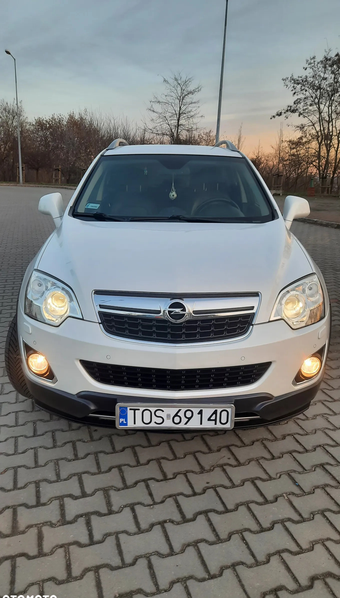 Opel Antara cena 35999 przebieg: 252592, rok produkcji 2013 z Lipsk małe 781